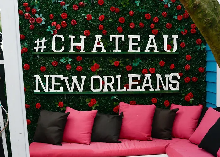 7 Bedroom - Sleeps 14! Next To Bourbon Street